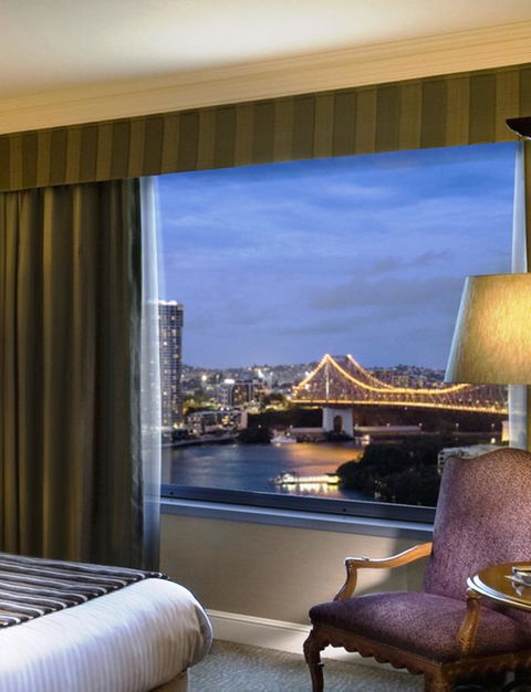 Stamford Plaza Brisbane - Darwin Tourism 14