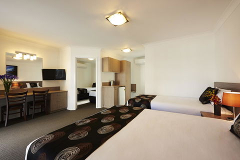 Takalvan Motel - Darwin Tourism 2