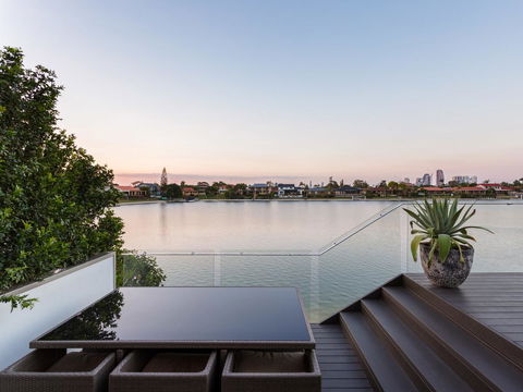 Rumrunner Resort - Darwin Tourism 11