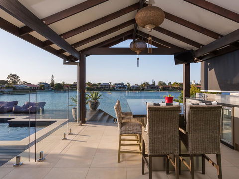 Rumrunner Resort - Darwin Tourism 6