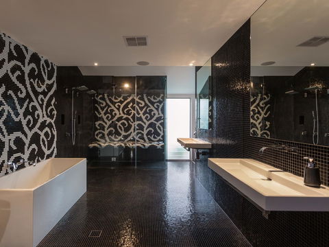Rumrunner Resort - Darwin Tourism 25