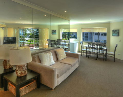 Le Beach Apartments - Darwin Tourism 4