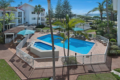 Le Beach Apartments - Darwin Tourism 1
