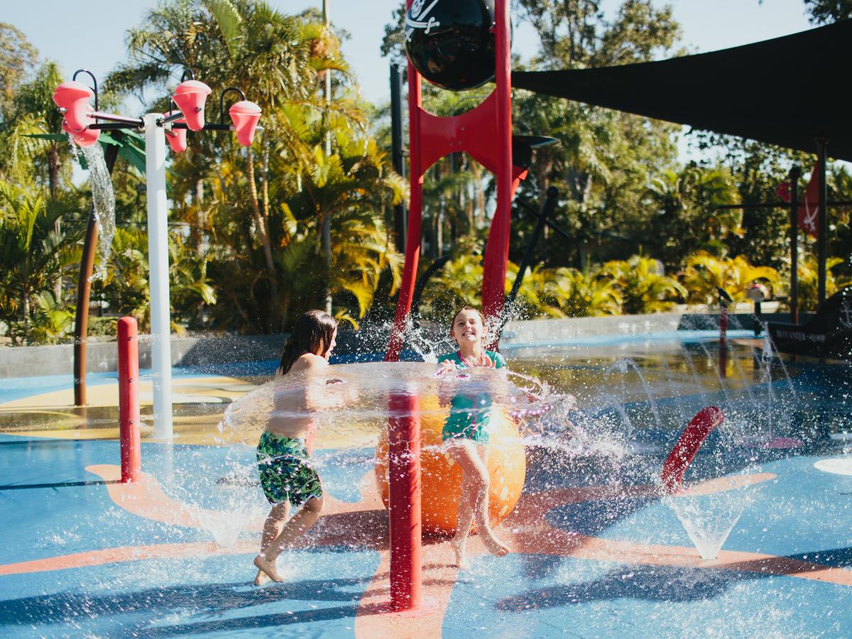 Biggera Waters QLD Darwin Tourism