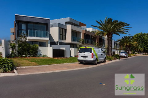 The Residences At The Peninsula - Darwin Tourism 28