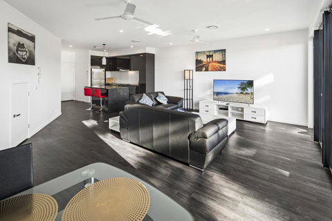 The Residences At The Peninsula - Darwin Tourism 16