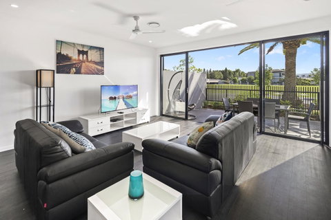 The Residences At The Peninsula - Darwin Tourism 18