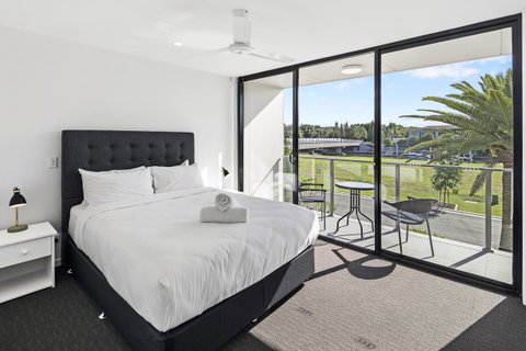 The Residences At The Peninsula - Darwin Tourism 13