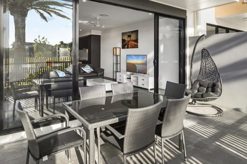 The Residences At The Peninsula - Darwin Tourism 15