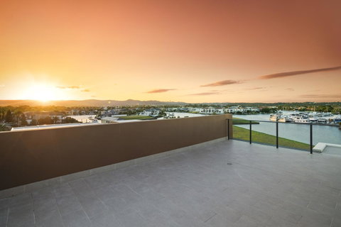 The Residences At The Peninsula - Darwin Tourism 2