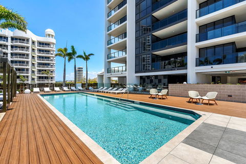 Qube Broadbeach Ocean View Apartments - Darwin Tourism 9