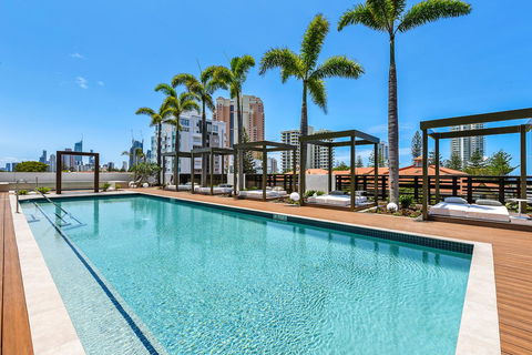 Qube Broadbeach Ocean View Apartments - Darwin Tourism 15
