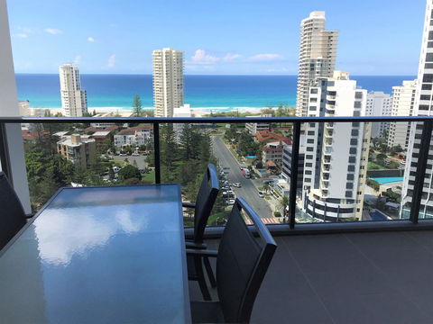 Qube Broadbeach Ocean View Apartments - Darwin Tourism 28