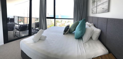 Qube Broadbeach Ocean View Apartments - Darwin Tourism 22