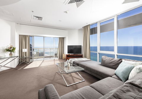 Novotel Surfers Paradise - Darwin Tourism 3
