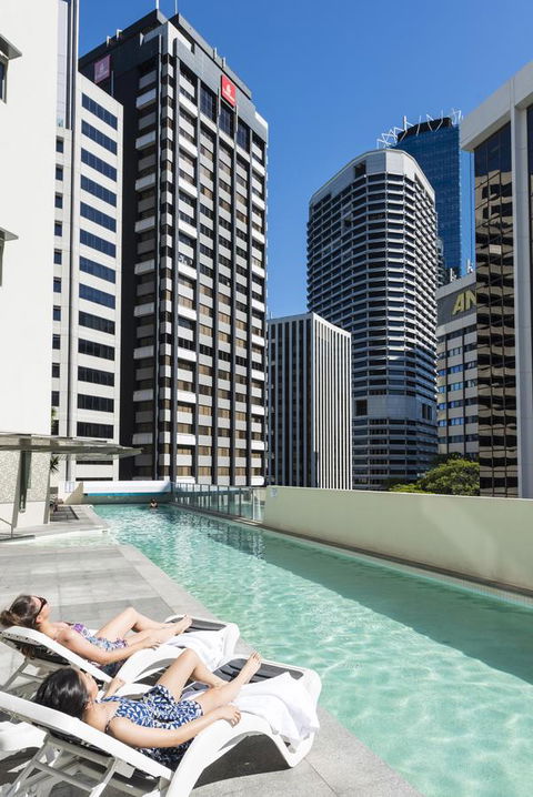 Oaks Brisbane Aurora Suites - Darwin Tourism 1