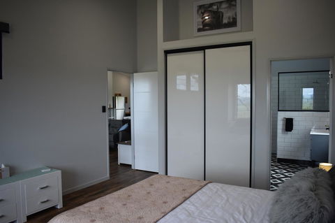 Ironbark House - Darwin Tourism 23