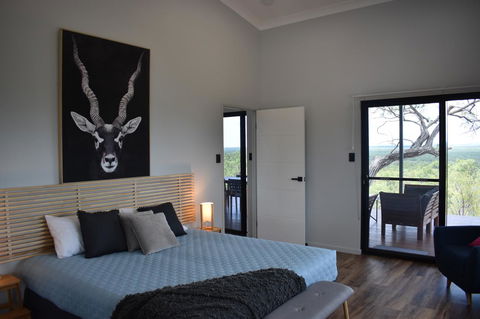 Ironbark House - Darwin Tourism 10