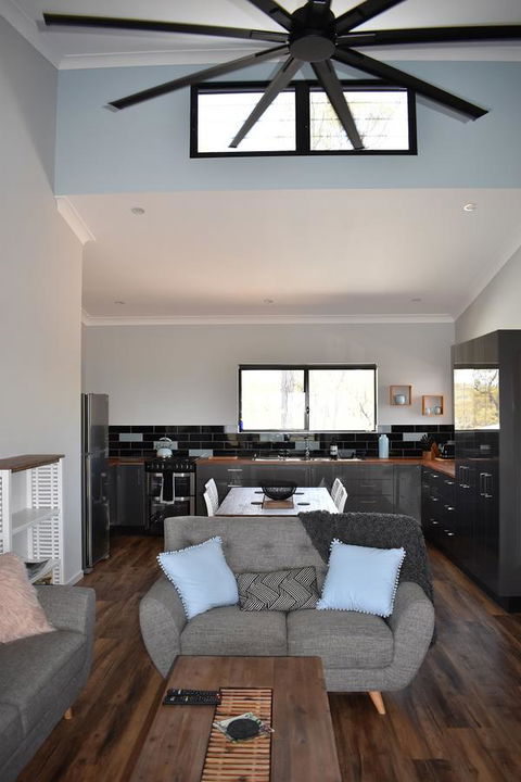 Ironbark House - Darwin Tourism 18
