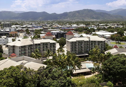 Novotel Cairns Oasis Resort - Darwin Tourism 38