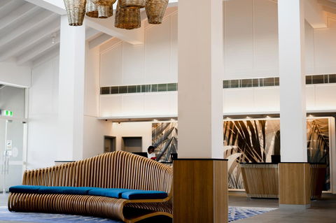 Novotel Cairns Oasis Resort - Darwin Tourism 5