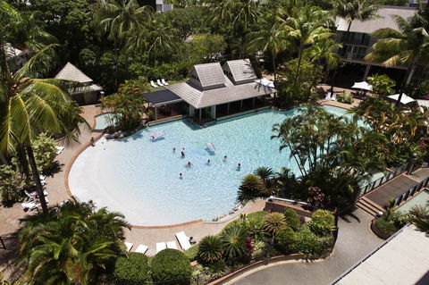 Novotel Cairns Oasis Resort - Darwin Tourism 37