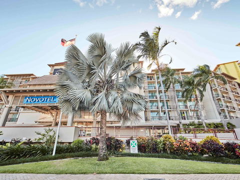 Novotel Cairns Oasis Resort - Darwin Tourism 43