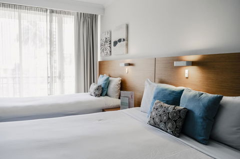 Novotel Cairns Oasis Resort - Darwin Tourism 23
