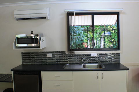 Boutique Bungalows - Darwin Tourism 35