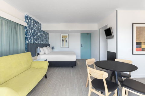 Vibe Hotel Gold Coast - Darwin Tourism 35