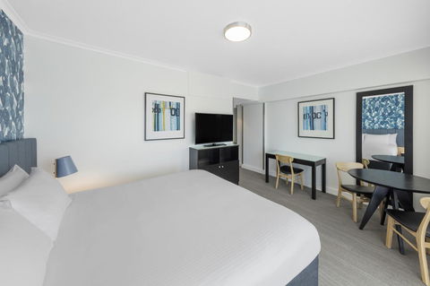 Vibe Hotel Gold Coast - Darwin Tourism 10