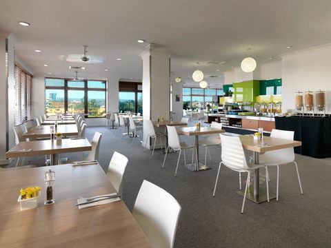 Vibe Hotel Gold Coast - Darwin Tourism 34