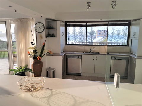 Gemini Court Holiday Apartments - Darwin Tourism 34