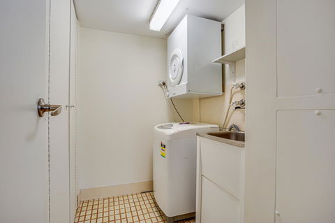 Gemini Court Holiday Apartments - Darwin Tourism 6