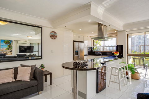 Gemini Court Holiday Apartments - Darwin Tourism 7