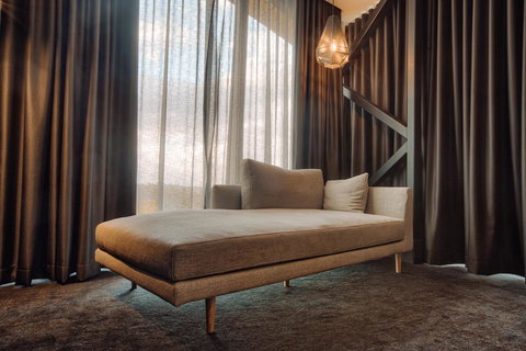 Eatons Hill Hotel - Darwin Tourism 13