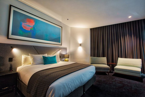 Eatons Hill Hotel - Darwin Tourism 12