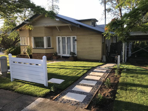 Halcyon On Bardon - Darwin Tourism 4