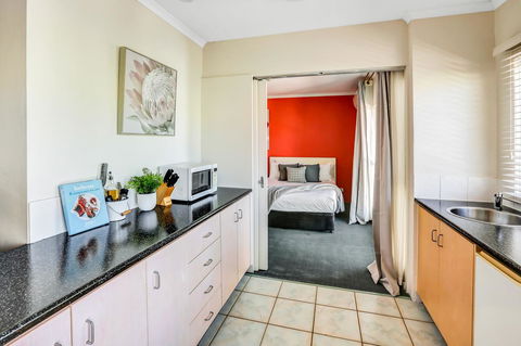 Coral Tree Inn - Darwin Tourism 27