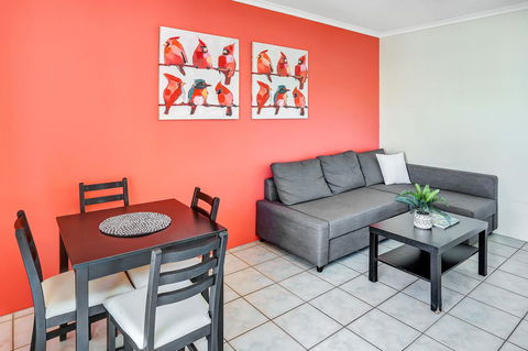 Coral Tree Inn - Darwin Tourism 14
