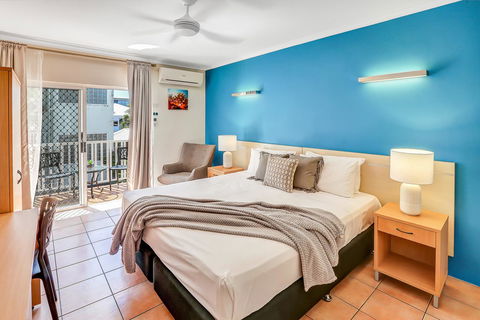 Coral Tree Inn - Darwin Tourism 0