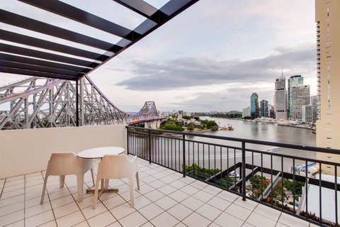 Oakwood Hotel & Apartments Brisbane - Darwin Tourism 1