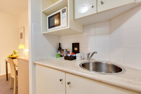 Oakwood Hotel & Apartments Brisbane - Darwin Tourism 9