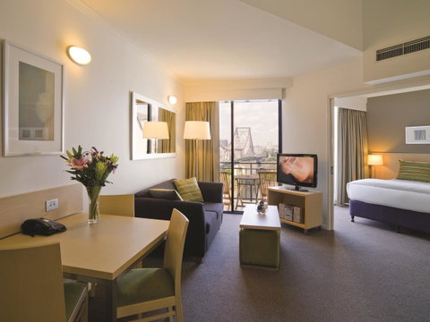 Oakwood Hotel & Apartments Brisbane - Darwin Tourism 5