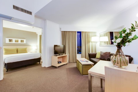 Oakwood Hotel & Apartments Brisbane - Darwin Tourism 16