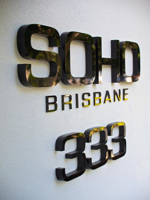 Soho Brisbane - Darwin Tourism 33