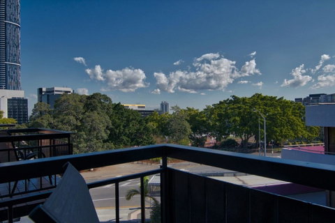 Soho Brisbane - Darwin Tourism 9
