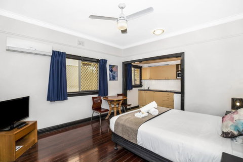City Palms Brisbane - Darwin Tourism 4