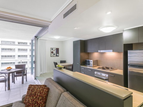 Oaks Brisbane Casino Tower Suites - Darwin Tourism 15