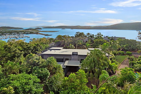 Oasis Apartments On Hamilton Island By HIHA - Darwin Tourism 29